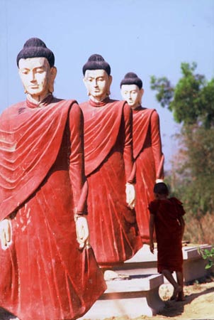 Buddhism-Myanmar_26