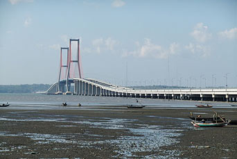 Suramadu bridge