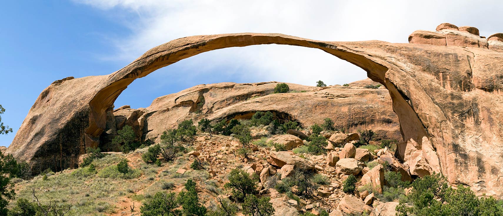 Landscape Arch in the Arches National Park in Utah