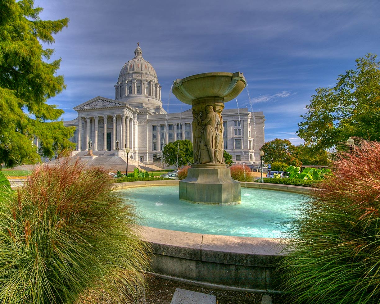 The Missouri State Capitol building with The Arts Fountain in Jefferson City