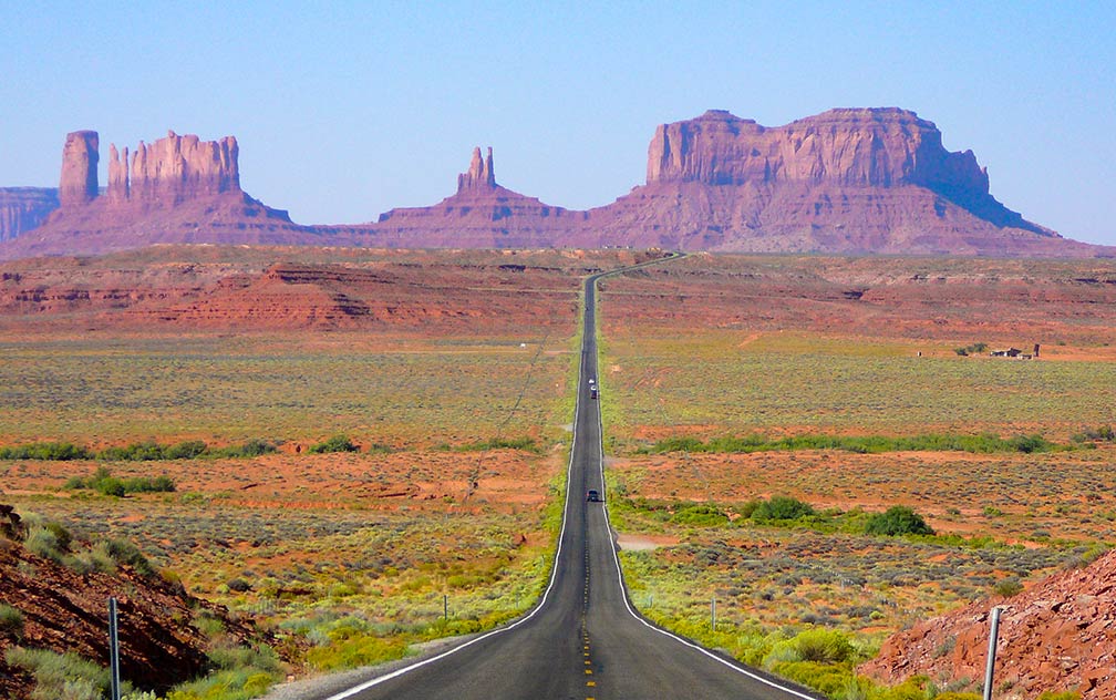 View of Monument Valley in Utah looking south on highway 163 