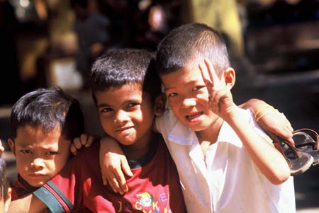 Myanmar-kids_12