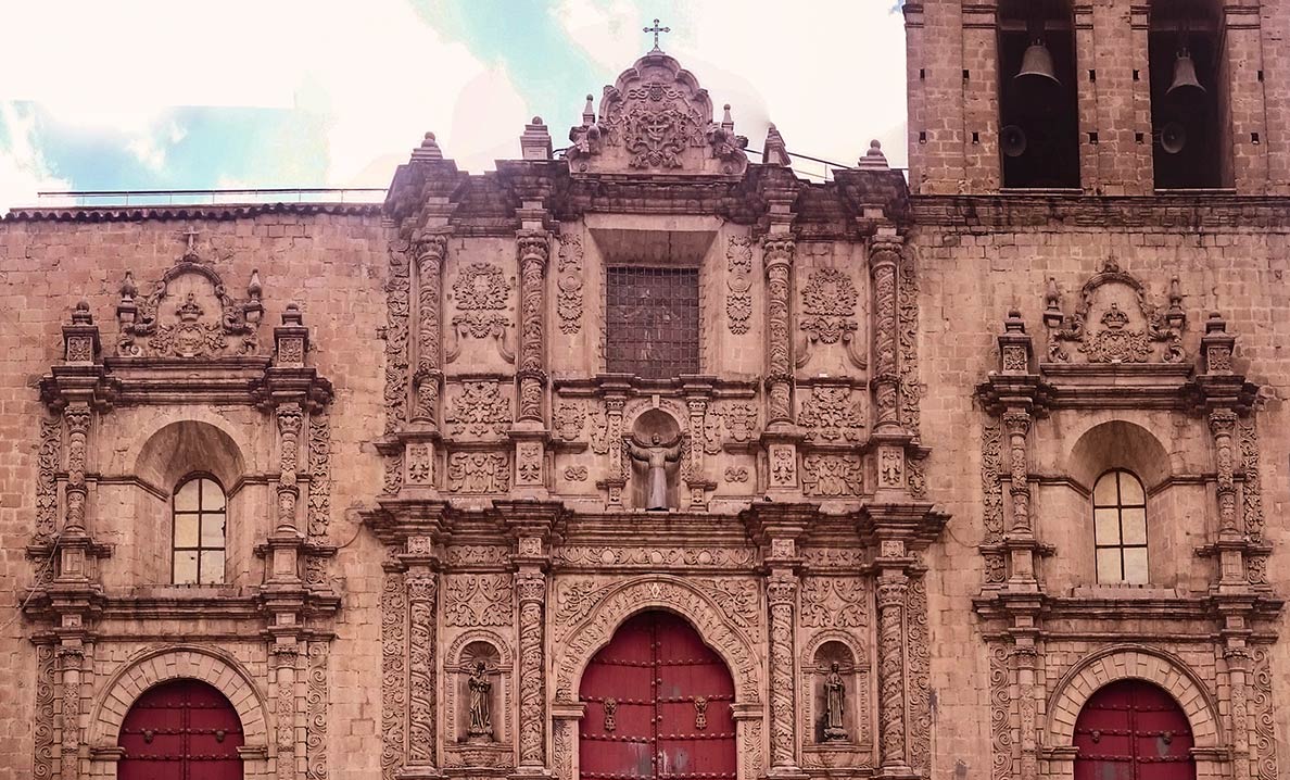 Andean Baroque facade of the Basílica de San Francisco in La Paz.