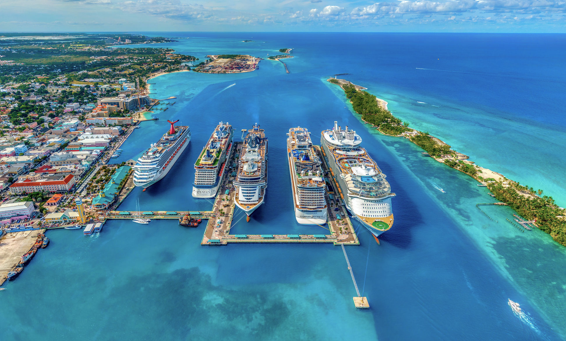 Cruise ships in Nassau in the Bahamas, Caribbean
