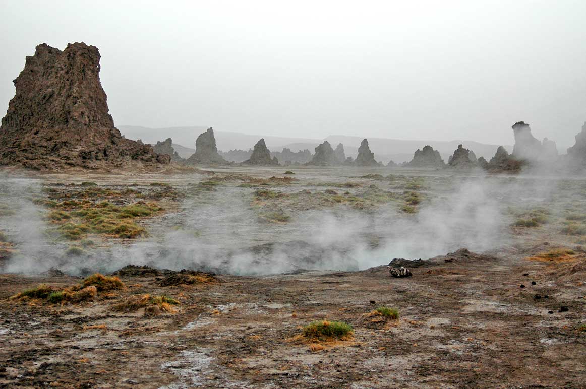 Sulphuric chimneys at lake Abbe