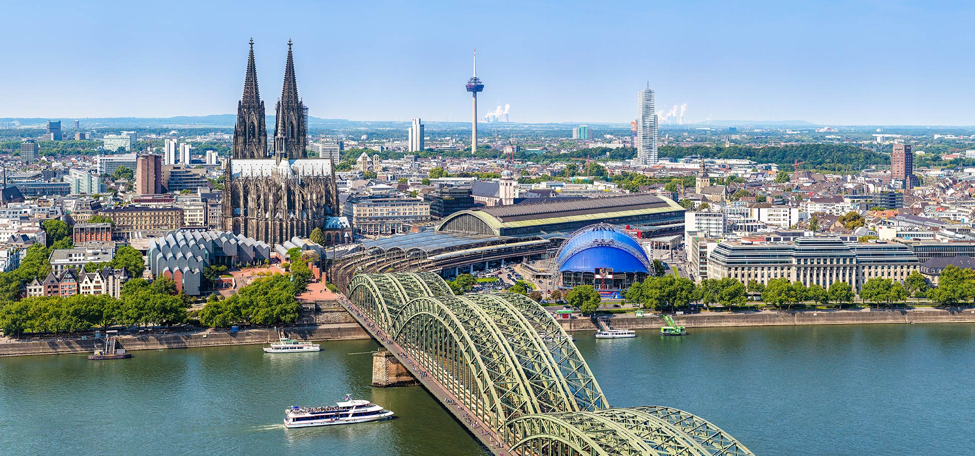 The center of Cologne (Köln) at the River Rhine with the Dom, the Cologne cathedral.
