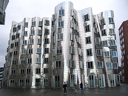 Gehry Building Düsseldorf