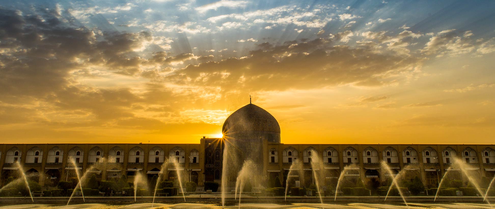 Sheikh Lotfollah Mosque in Naqsh-e-Jahan Square in Isfahan
