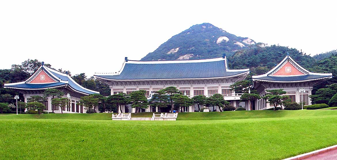 Cheongwadae the "Blue House", presidential residence in Seoul, South Korea