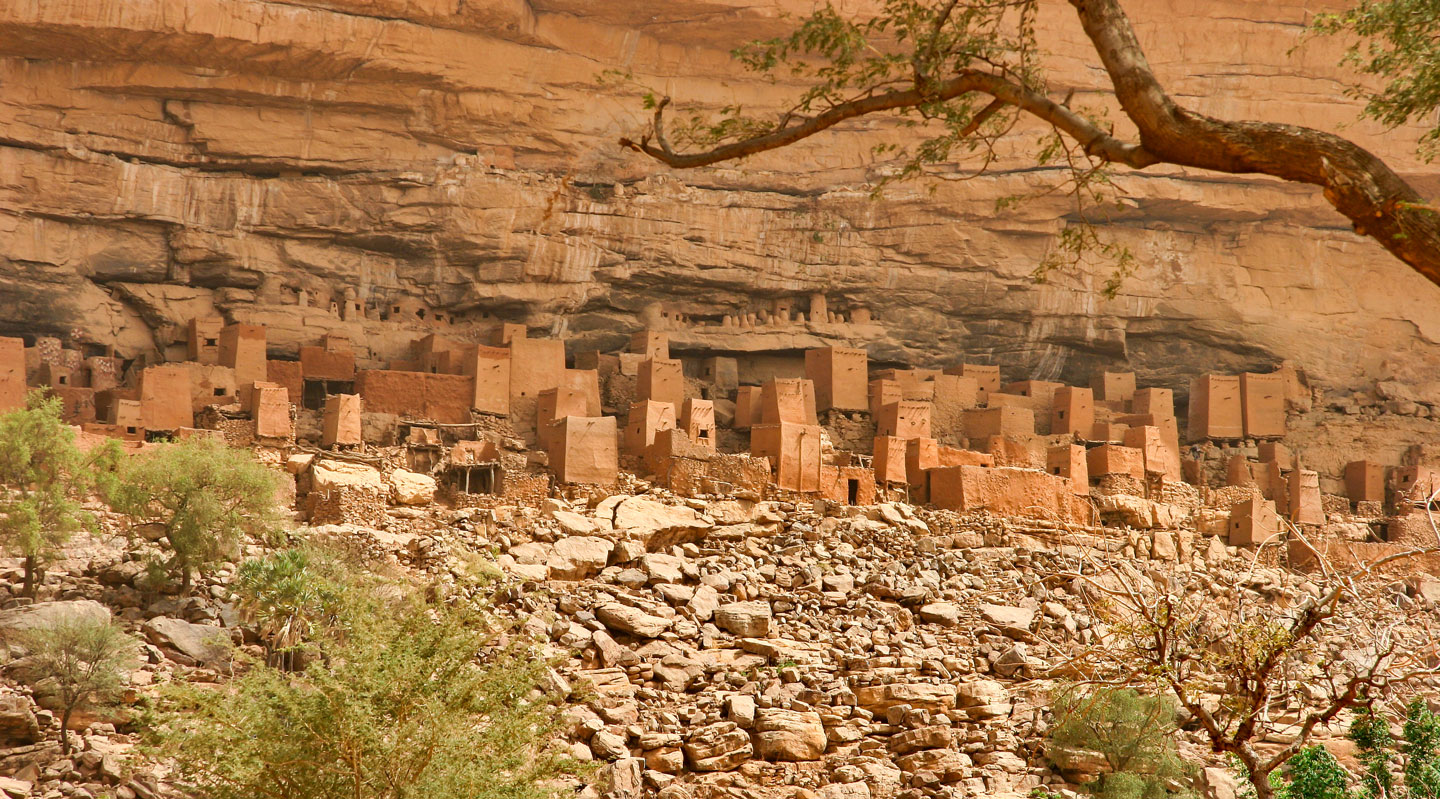Dogon dwellings along the Bandiagara Escarpment, Teli, Dogon Country, Mali