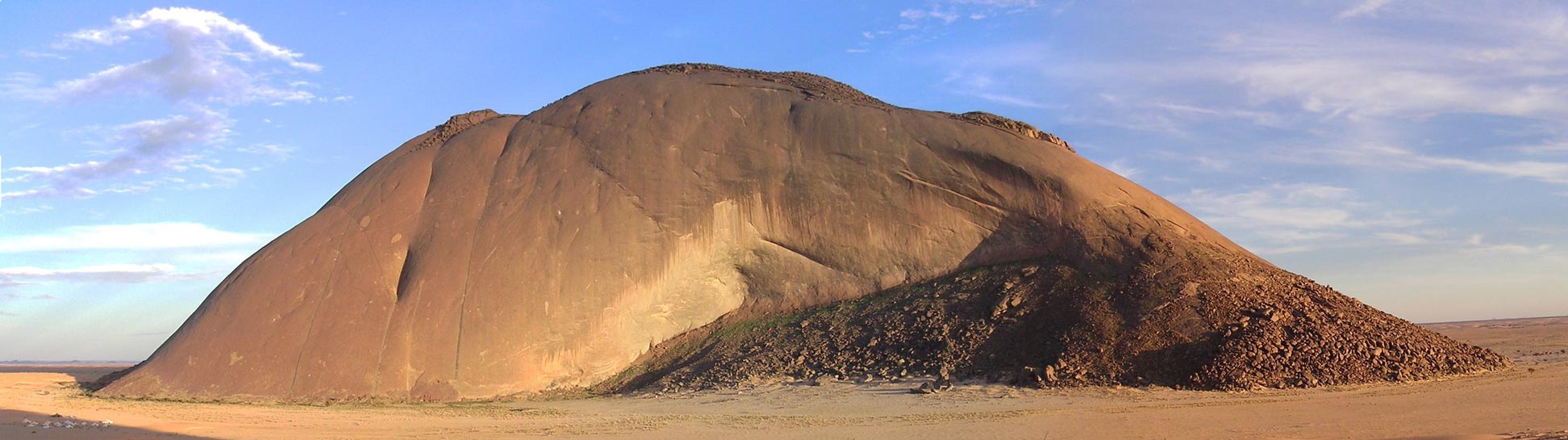 Ben Amera monolith Mauritania