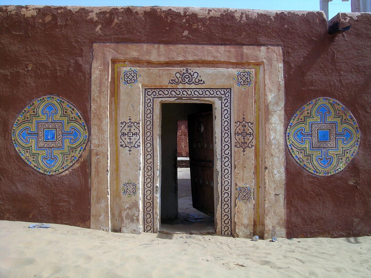 Traditional wall art in Oualata, Mauritania