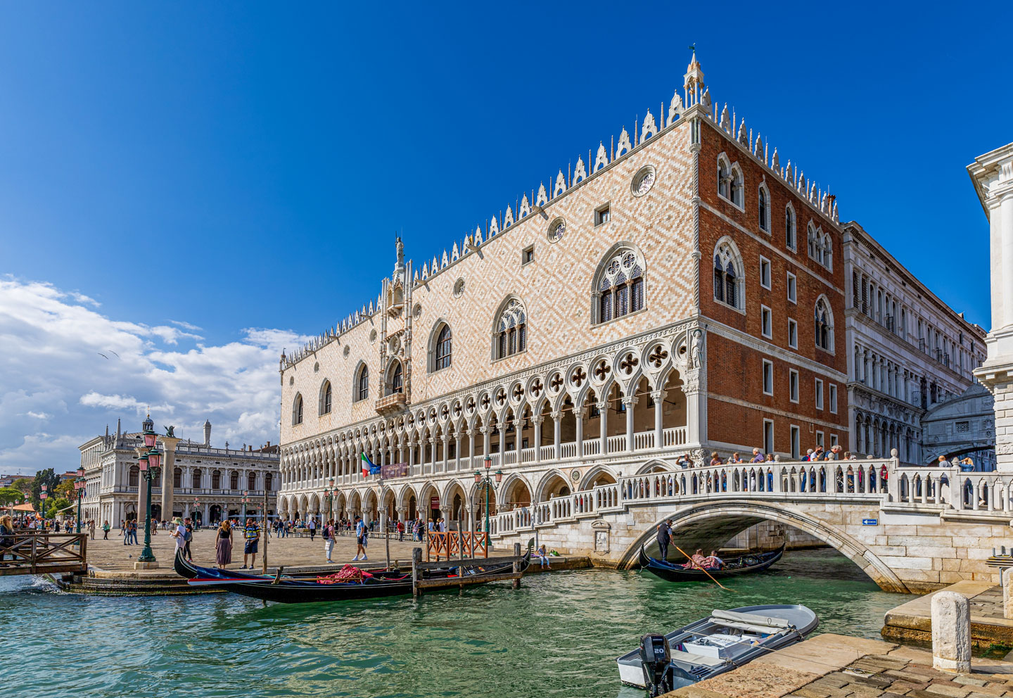 Doge's Palace with the Ponte della Paglia, one of the main landmarks of the city of Venice on the Mediterranean Sea