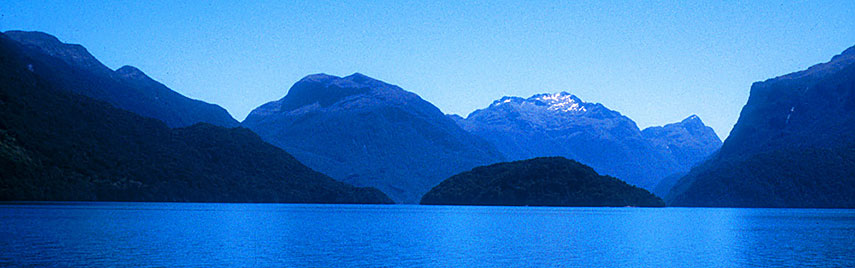 Lake Te Anau, 
