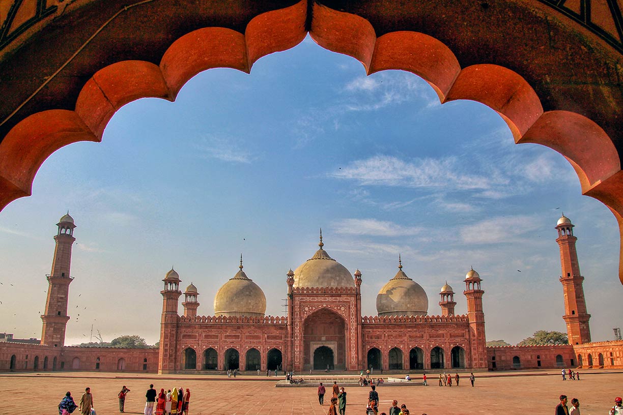 Mughal era Badshahi Mosque, a masjid in Lahore, Pakistan