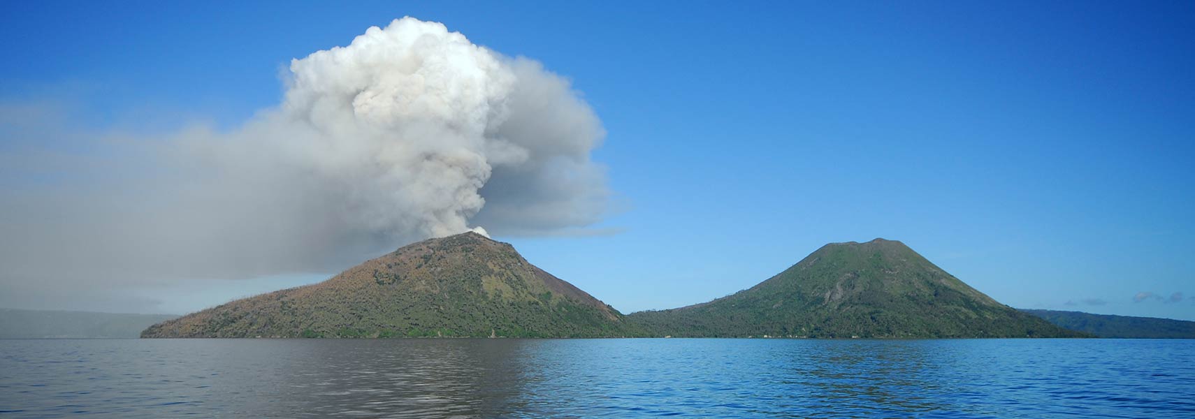 Mount Tavurvur on the island of New Britain