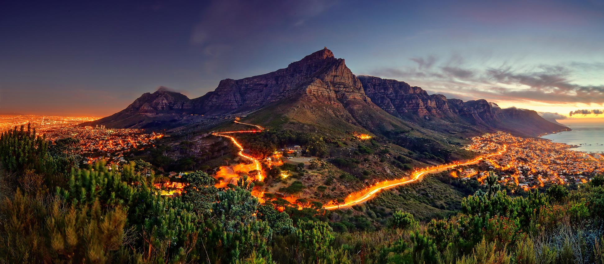 View of the Table Mountain and Cape Town, South Afrika