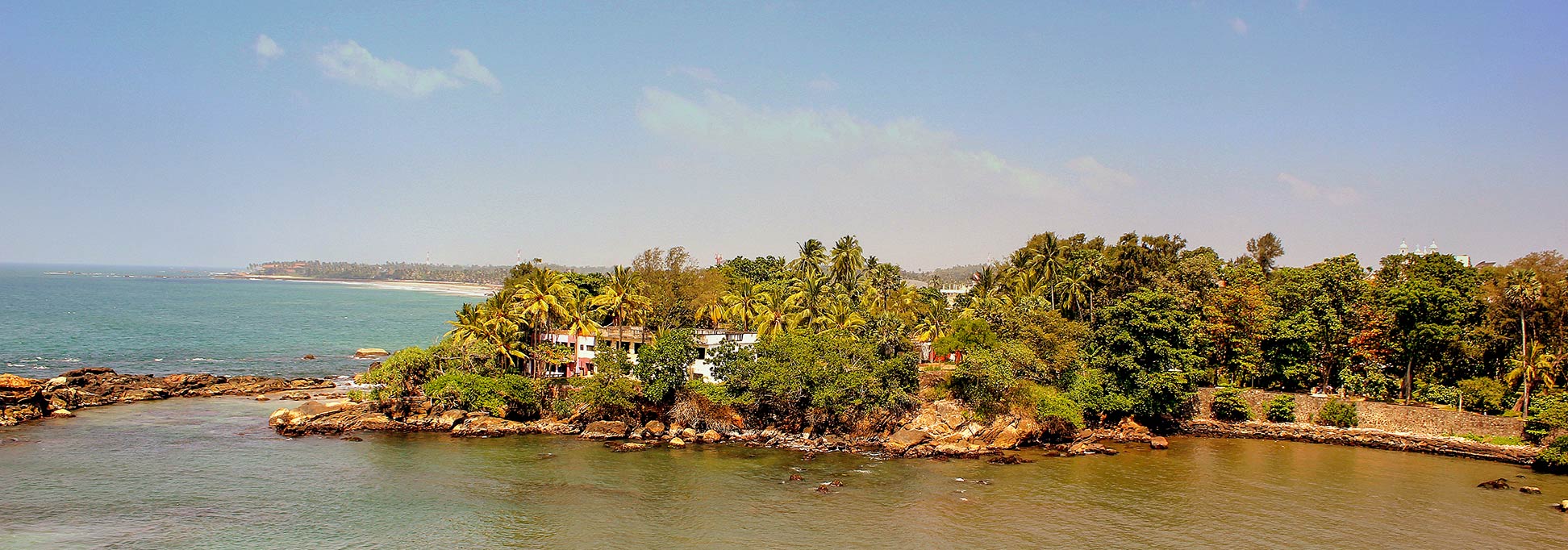 Indian Ocean coastline from Galle Fort in Sri Lanka