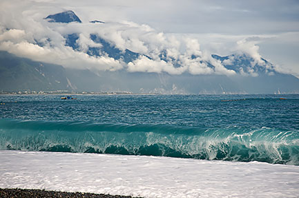 Cisingtan Bay near Hua Lien City