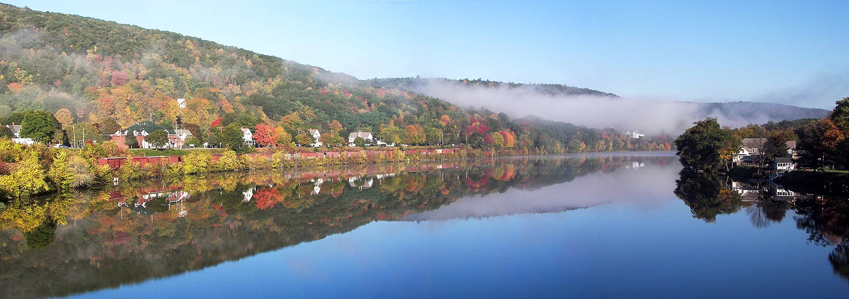 Connecticut River at Bellows Falls village, Rockingham, Windham County