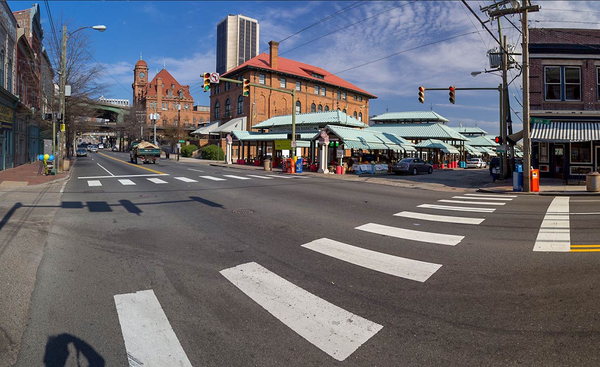 Farmers Market in Richmond's downtown area