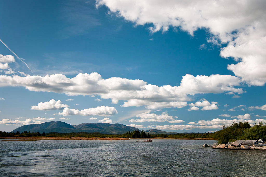 Lake Iliamna, largest lake in Alaska