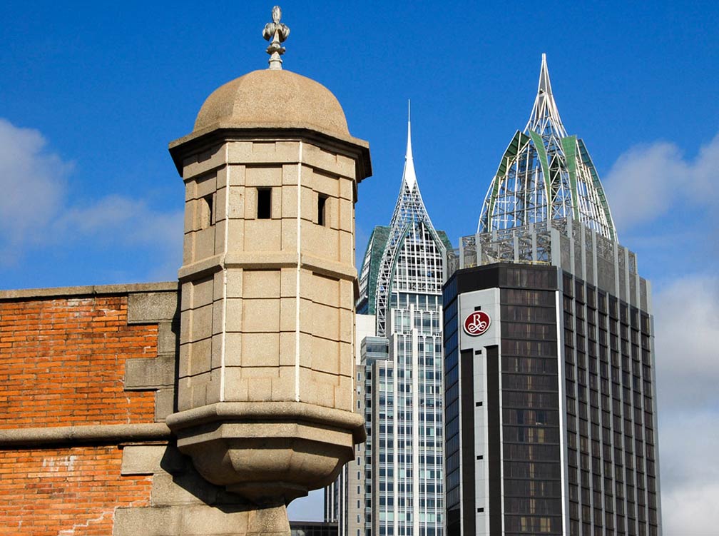 City of Mobile Alabama, Fort Conde, in background the RSA–Trustmark Building and the Renaissance Mobile Riverview Plaza Hotel