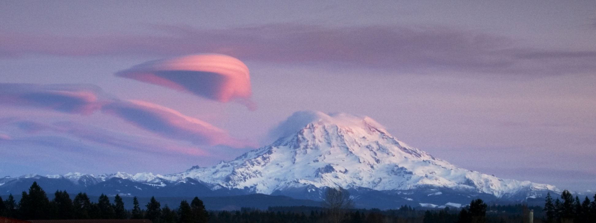 Mount Rainier or Tahoma. Hero image for the Size of US States by Area article.