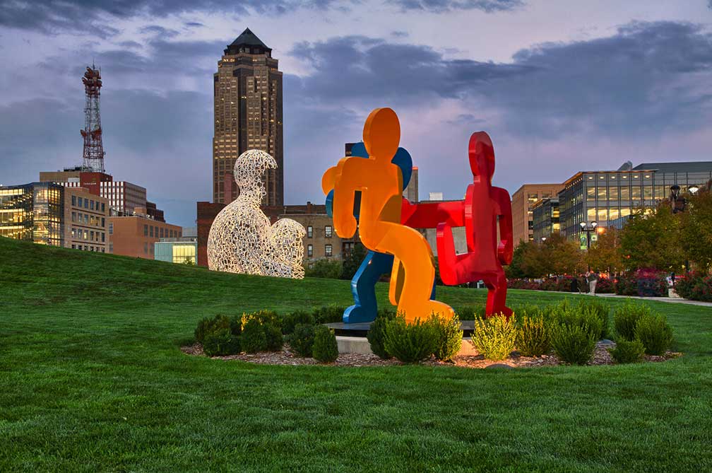 Google Map Of The City Of Des Moines Capital Of Iowa United States Nations Online Project