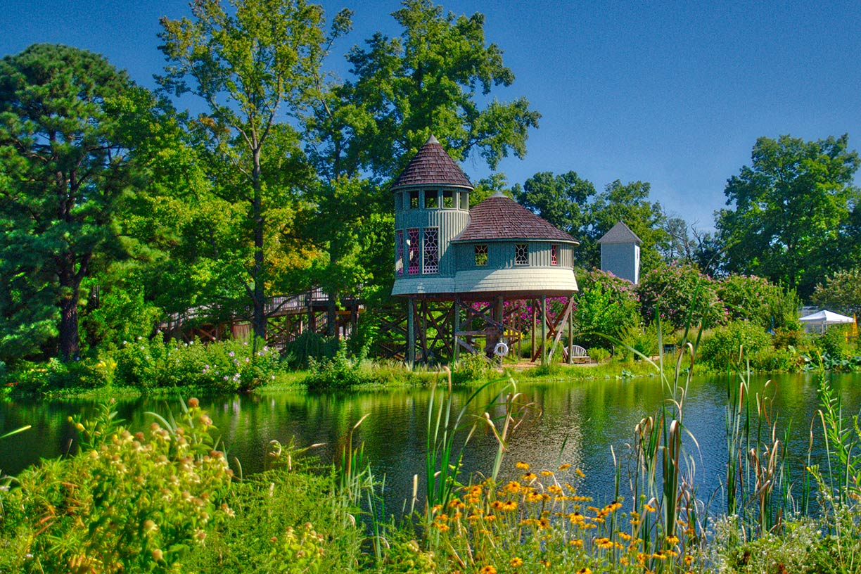 Kids Tree House on Sydnor Lake in the Lewis Ginter Botanical Garden in Richmond VA