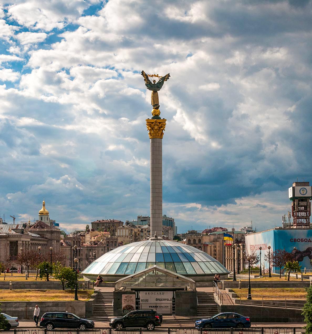 Monument of Independence on Maidan Nezalezhnosti, the central square of Kyiv, Ukraine