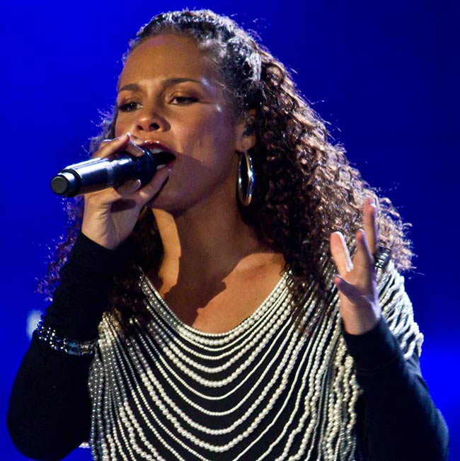 Alicia Keys @ FIFA's 2010 World Cup Kickoff Concert