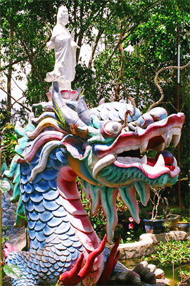 Guan Yimon a Dragon